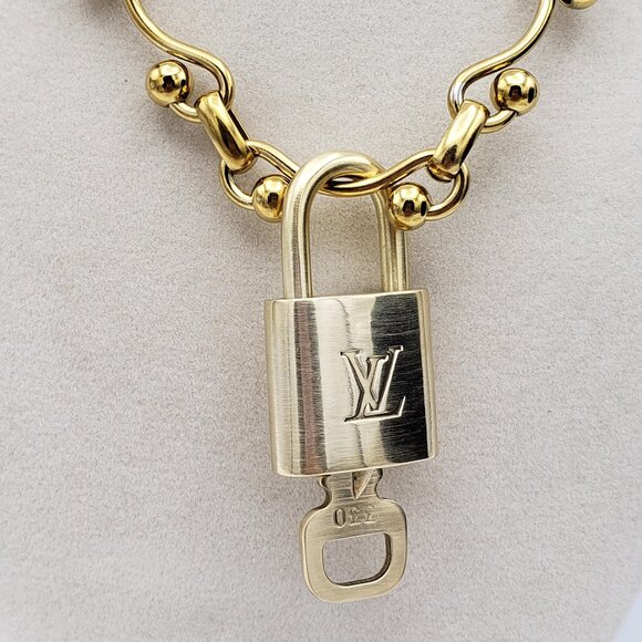 Authentic Louis Vuitton Padlock w/Unbranded Stainless Steel Gold Plated Chain - Picture 5 of 9